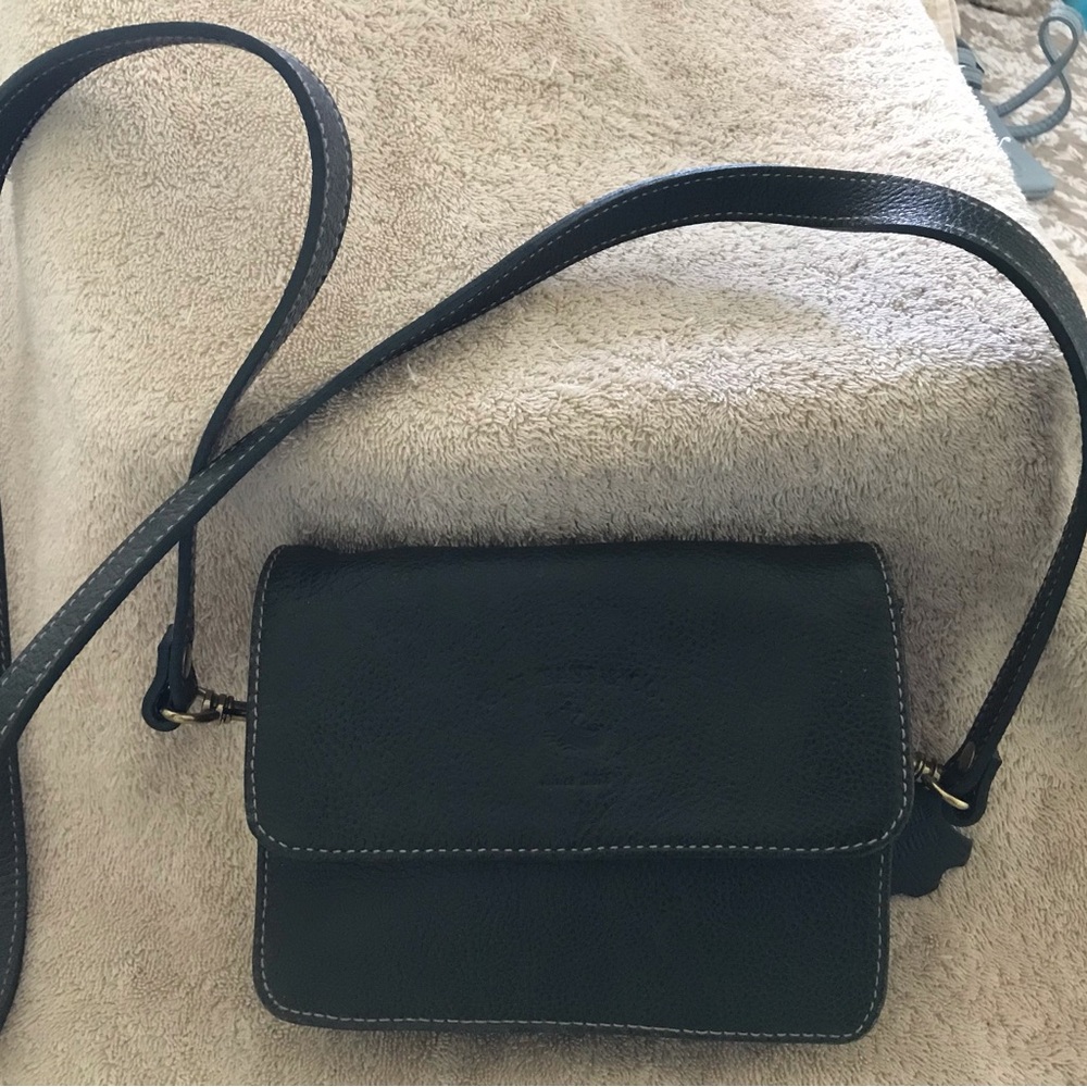 Elegant Green Leather Crossbody Bag
